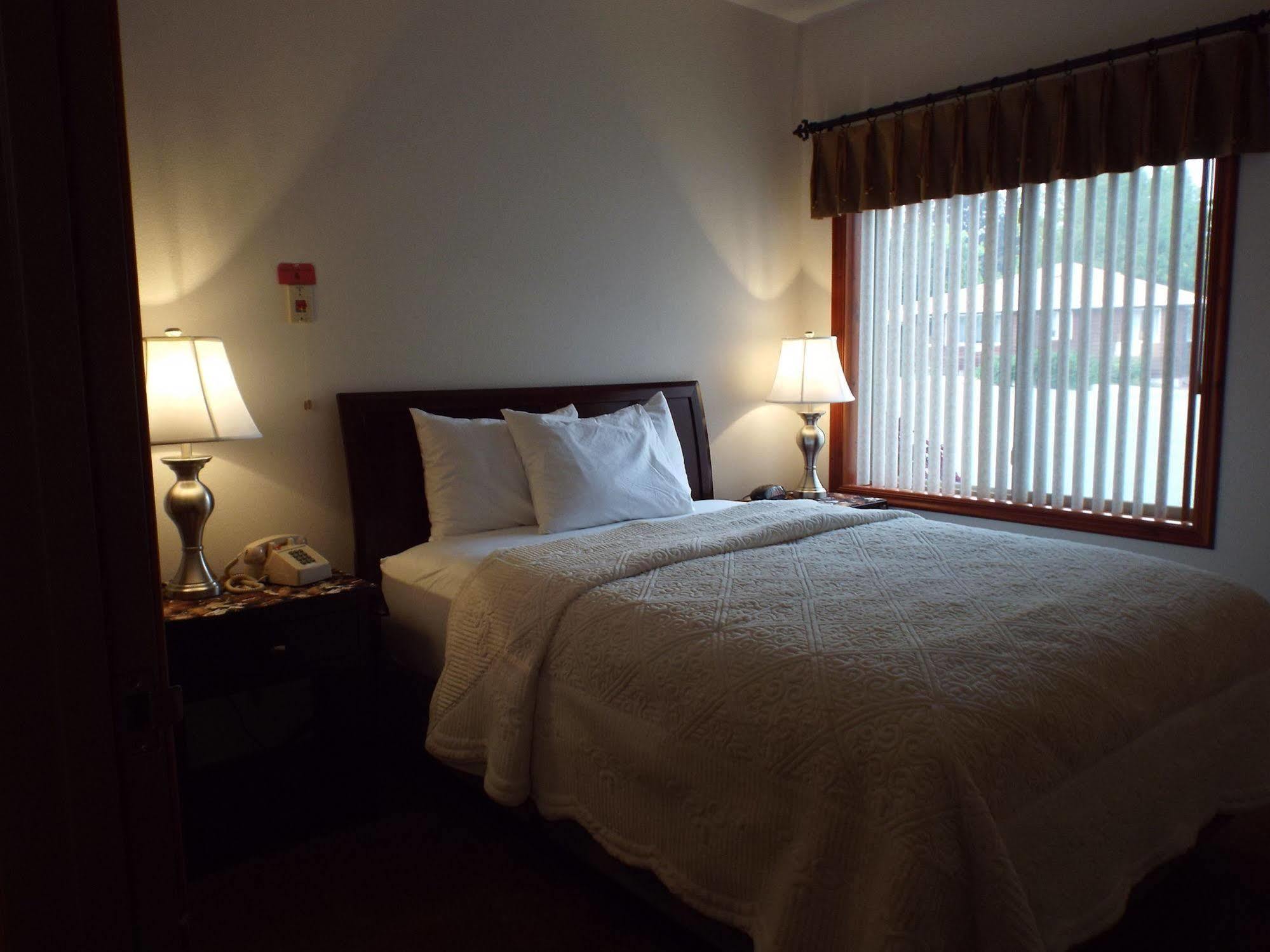 Greenwood Village Inn & Suites Kalispell Eksteriør bilde